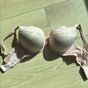 Elegant Lace Underwire Bra